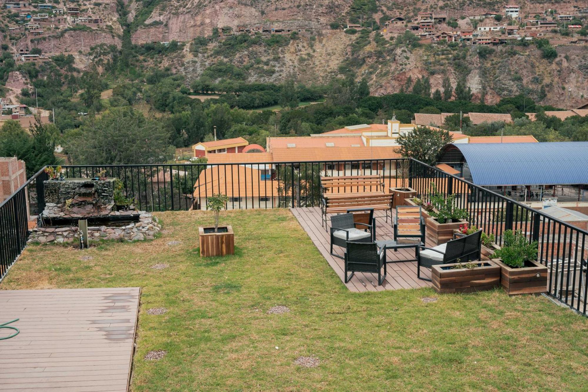 Hotel California Urubamba Exteriér fotografie