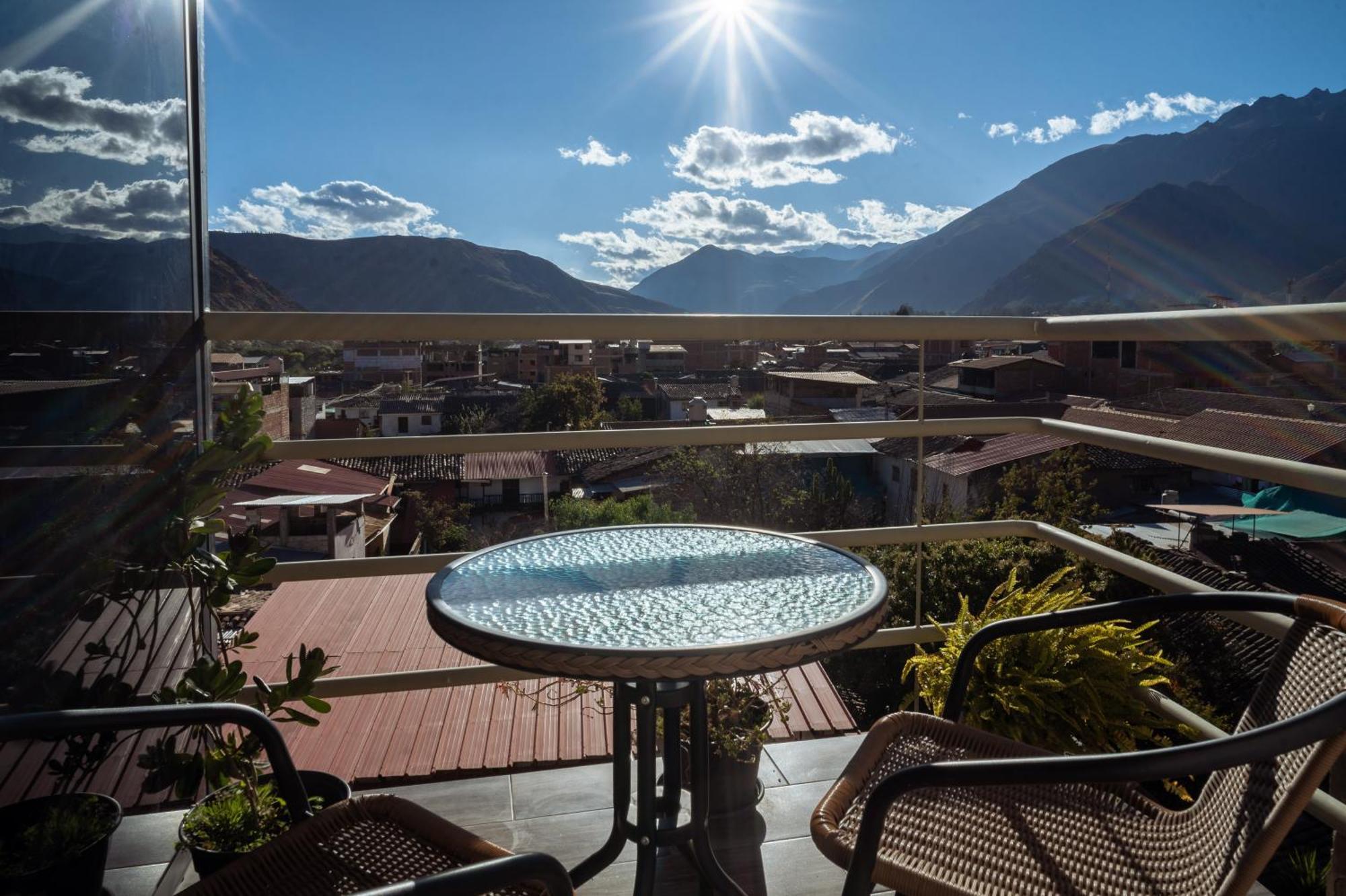 Hotel California Urubamba Exteriér fotografie